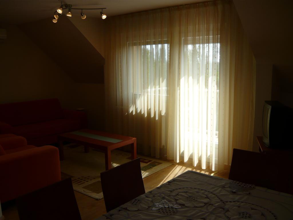 Kaman Vendeghaz Apartment Alsopahok Exterior photo